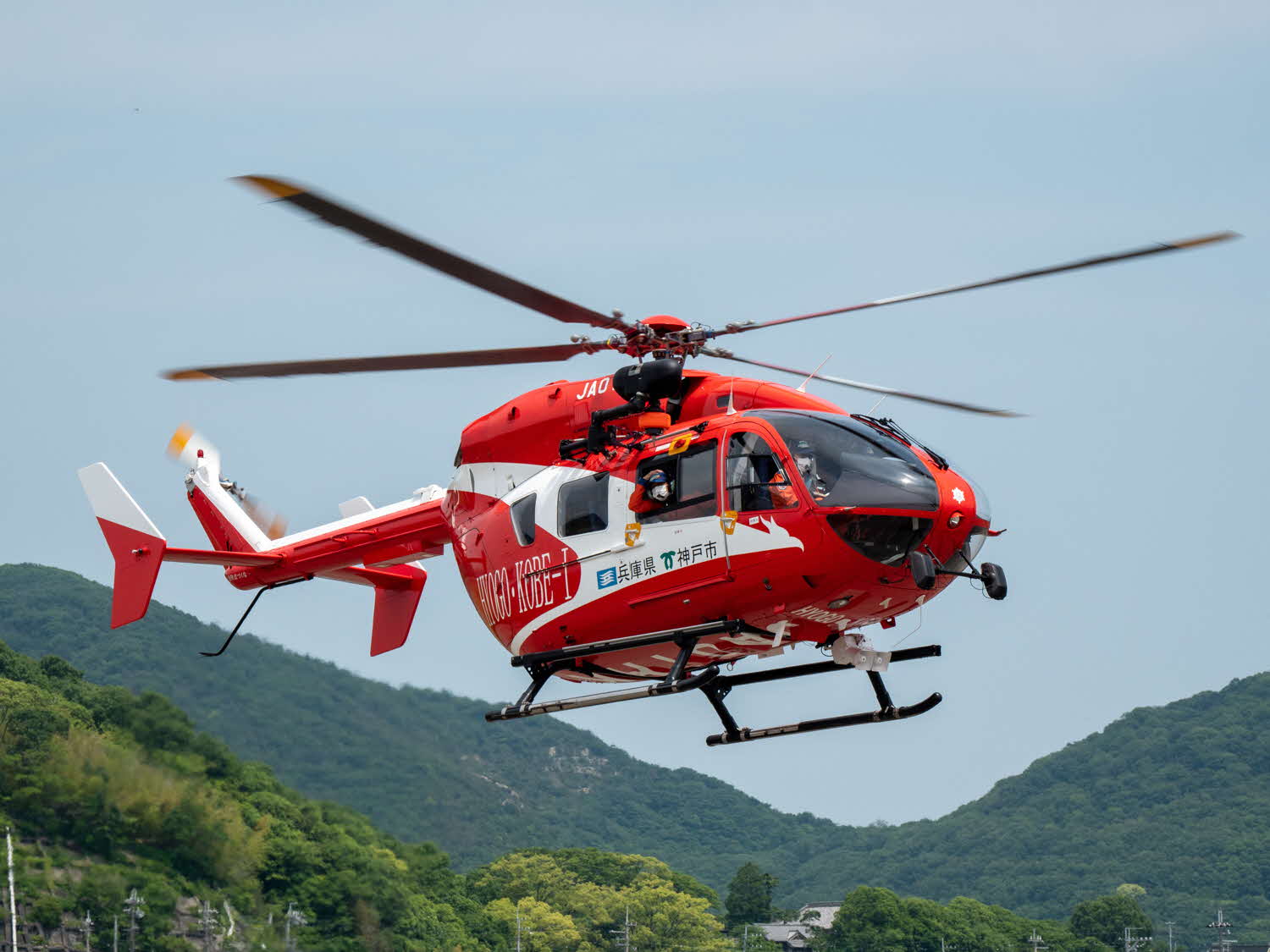 兵庫県防災ヘリコプターで上空から視察